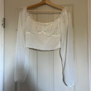 White crop with textured dots